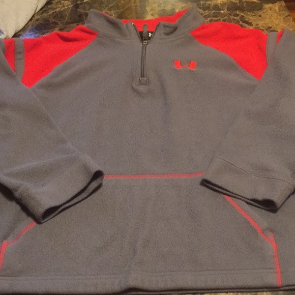 Under Armour Other - Boys under armor pullover